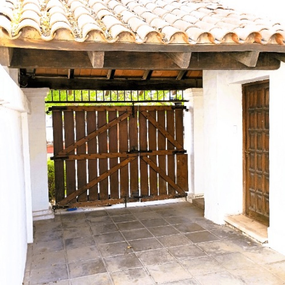 PASAJE ARAOZ 1800